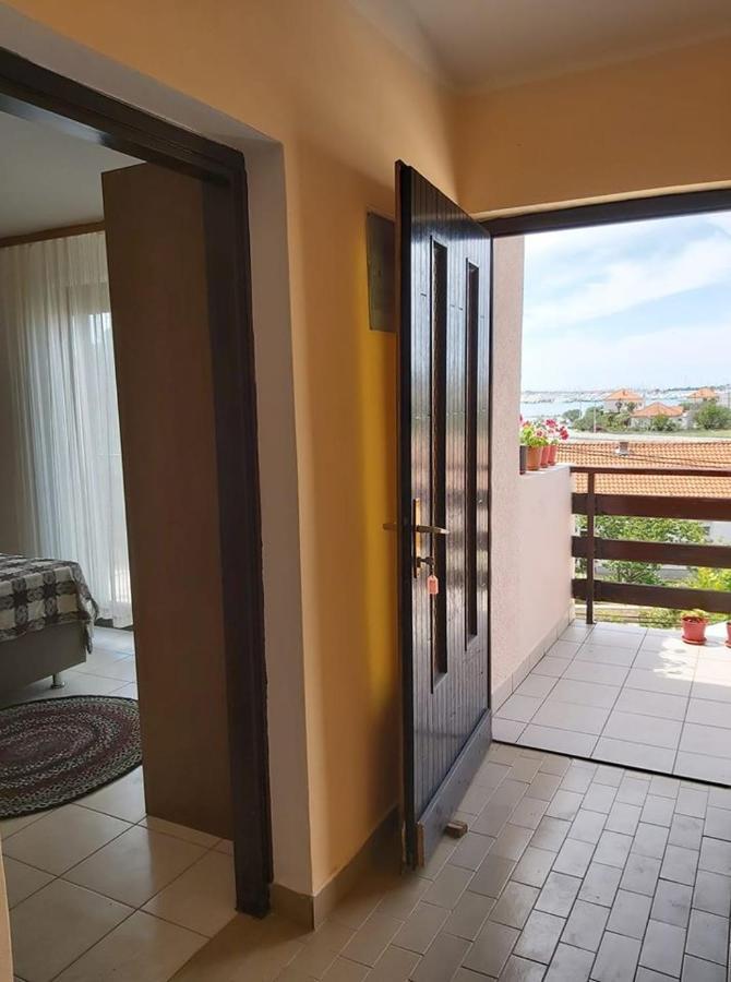 Apartmani Svitlana Sukošan Esterno foto