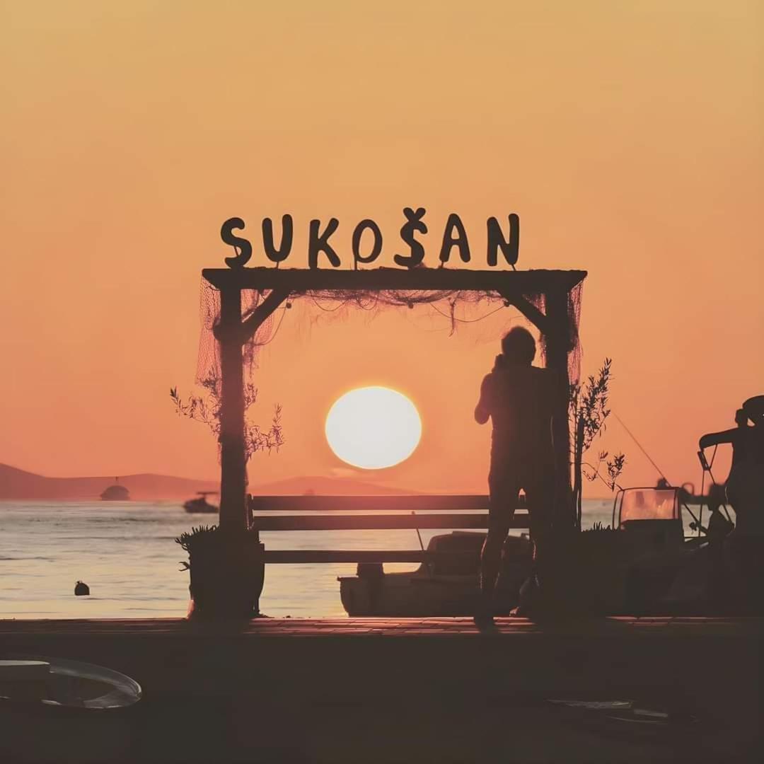 Apartmani Svitlana Sukošan Esterno foto