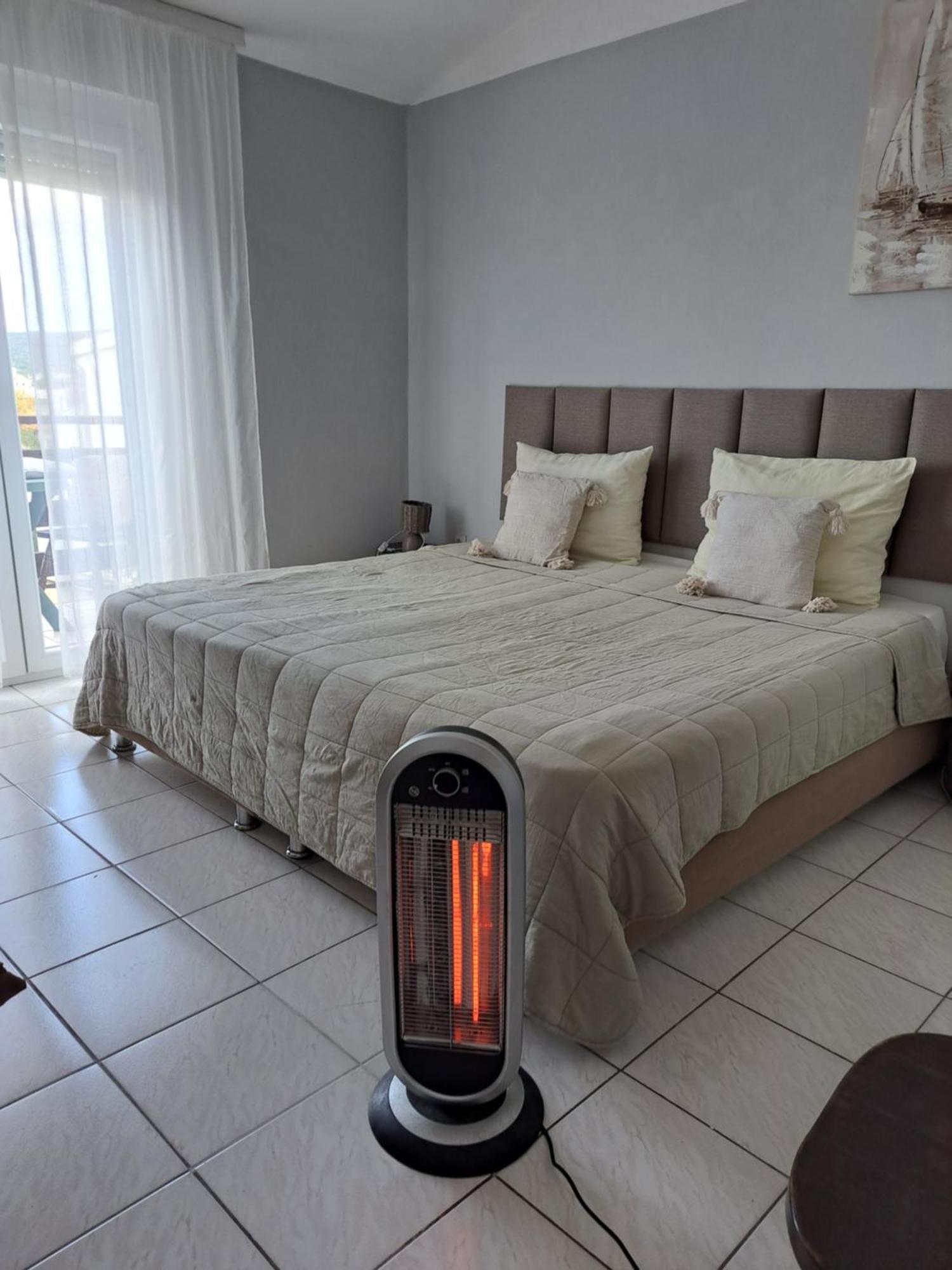 Apartmani Svitlana Sukošan Camera foto